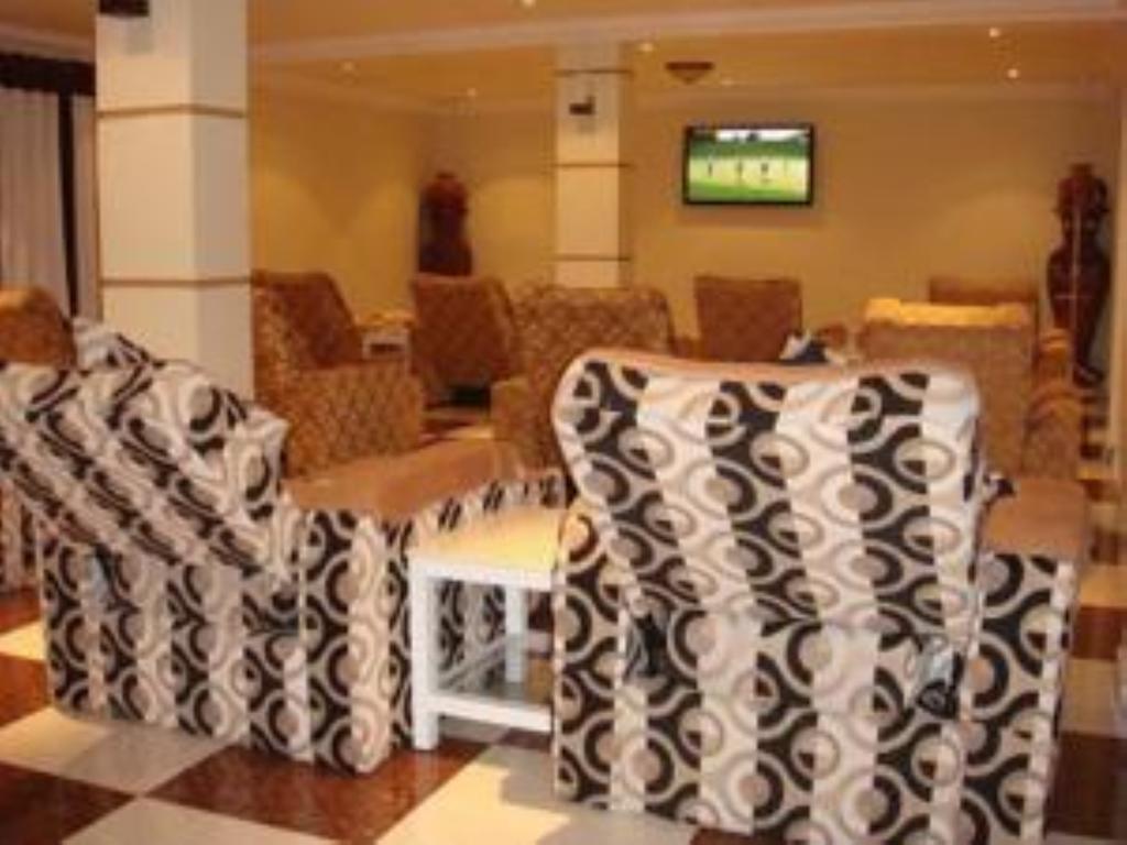 Comfort Star 2 Hotel Phnom Penh Bagian luar foto