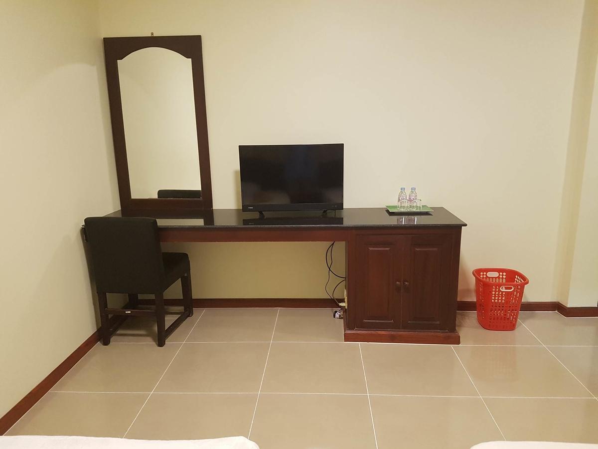 Comfort Star 2 Hotel Phnom Penh Bagian luar foto